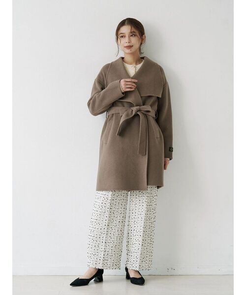 TONAL（トーナル）の「リバービッグカラーミディコート（その他アウター・レディース・ベージュ/モカ/ライトブルー・SMALL/MEDIUM）」の6枚目の写真