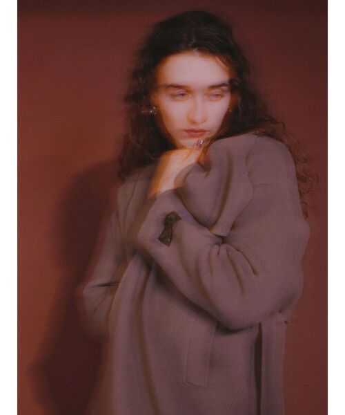 TONAL（トーナル）の「リバービッグカラーミディコート（その他アウター・レディース・ベージュ/モカ/ライトブルー・SMALL/MEDIUM）」の18枚目の写真