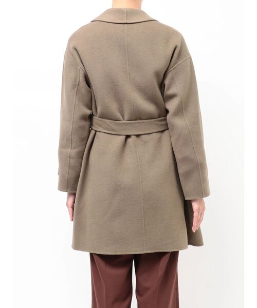 TONAL（トーナル）の「リバービッグカラーミディコート（その他アウター・レディース・ベージュ/モカ/ライトブルー・SMALL/MEDIUM）」の21枚目の写真