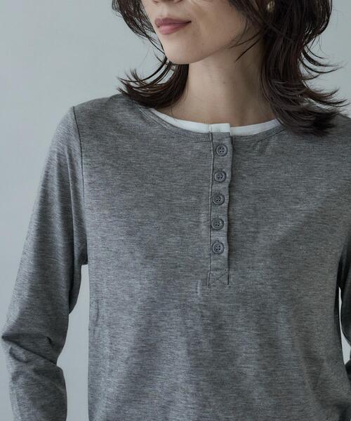GALLEST(ギャレスト)の「バイカラーヘンリーネックレイヤーカットソー(Tシャツ/カットソー・レディース・チャコールグレー/グレー・38)」の9枚目の写真