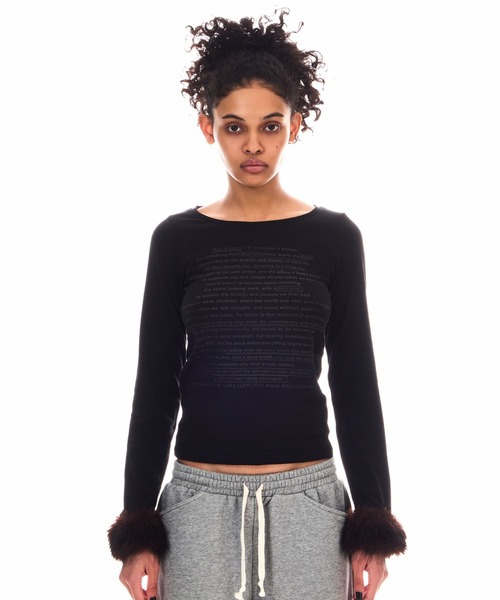 BEEDEN(ビーデン)の「POINT FUR PRINT LONG SLEEVE TEE(Tシャツ/カットソー・レディース・ブラック/パープル・FREE)」の2枚目の写真