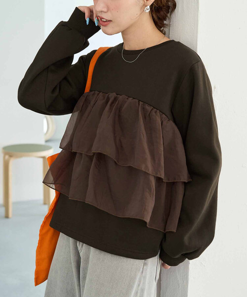 FREAK'S STORE（フリークスストア）の「限定展開　オーガンジー ドッキング フリル 裏起毛 スウェット プルオーバー（スウェット・レディース・ブラック/グレー/ナチュラル/オフホワイト/ブラウン・ﾌﾘ-）」の9枚目の写真
