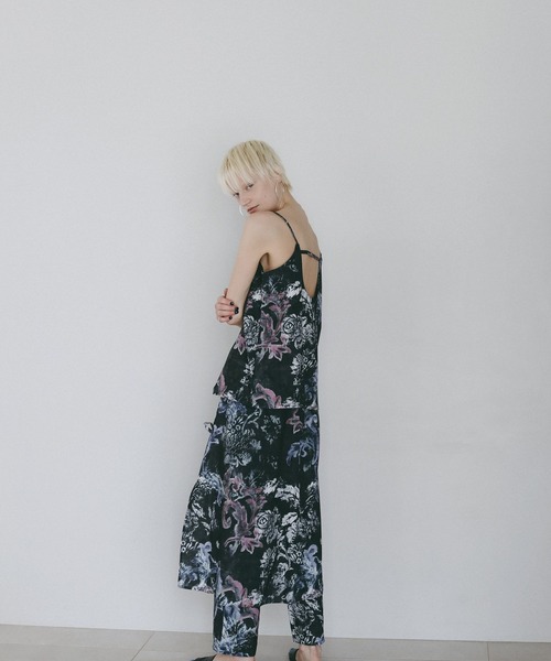 AMERICAN RAG CIE(アメリカンラグシー)の「【AMERICAN RAG CIE】フラワーキャミソール(WOMEN)(キャミソール・レディース・ブラック/オフホワイト・FREE)」の4枚目の写真