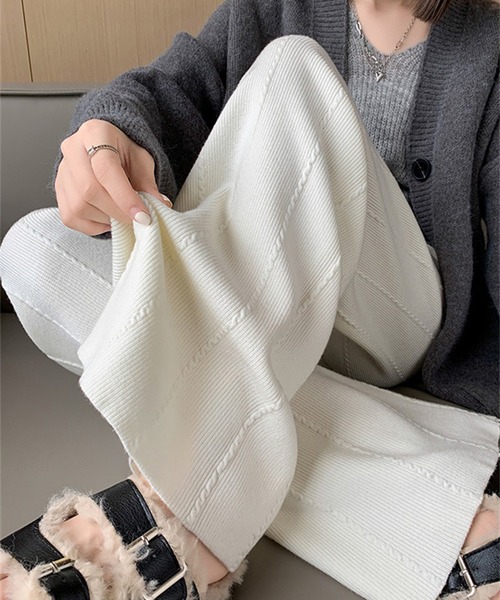 L LABEL(エルラベル)の「ラインデザインニットパンツ(その他パンツ・レディース・ベージュ/ホワイト/ブラック・FREE)」の10枚目の写真