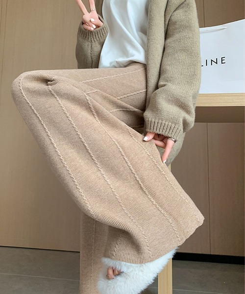 L LABEL(エルラベル)の「ラインデザインニットパンツ(その他パンツ・レディース・ベージュ/ホワイト/ブラック・FREE)」の14枚目の写真