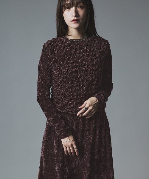 W:Huku（フーク）の「クラッシュ ベロア シャーリング トップス / Crash Velvet Shearling Tops（Tシャツ/カットソー・レディース・ブラック/ライトベージュ/ネイビー/ブラウン/ライトグレー・FREE）」の15枚目の写真