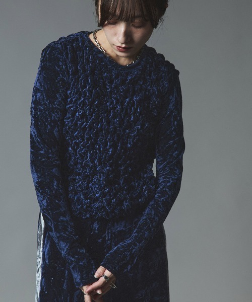 W:Huku(フーク)の「クラッシュ ベロア シャーリング トップス / Crash Velvet Shearling Tops(Tシャツ/カットソー・レディース・ブラック/ライトベージュ/ネイビー/ブラウン/ライトグレー・FREE)」の22枚目の写真