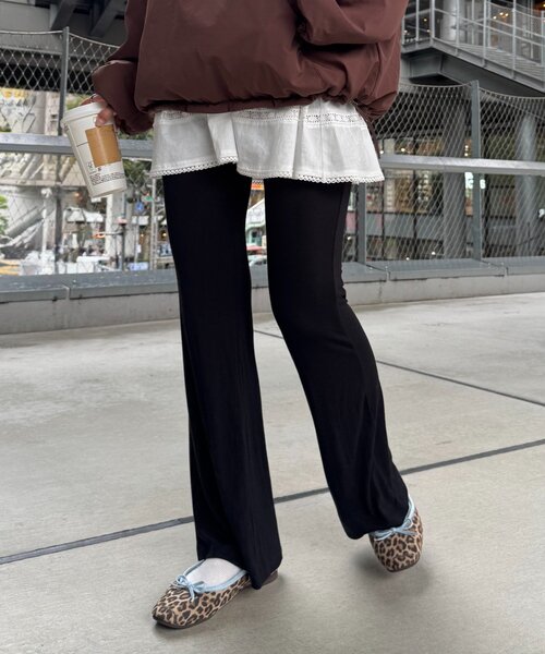 WILLOW(ウィロー)の「【willow】ストレッチフレアレギンスパンツ(その他パンツ・レディース・ブラック/グレー・ONE SIZE)」の6枚目の写真