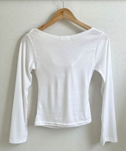VIVID LADY(ビビッドレディー)の「ドレープネック タイトフィット長袖Tシャツ ロンT(Tシャツ/カットソー・レディース・アイボリー/ベージュ/ブラック・FREE)」の19枚目の写真