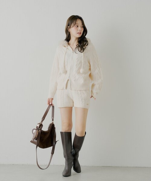 Chico（チコ）の「【セットアップ対応】ケーブルショートニットパンツ（その他パンツ・レディース・ブラウン/グレー/アイボリー/ベージュ・FREE）」の7枚目の写真