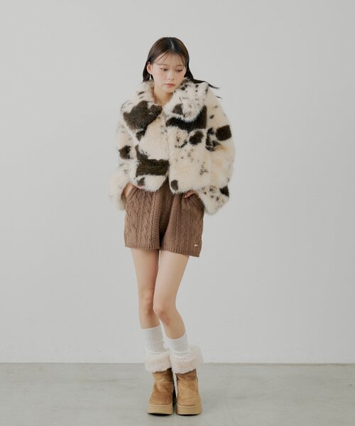 Chico（チコ）の「【セットアップ対応】ケーブルショートニットパンツ（その他パンツ・レディース・ブラウン/グレー/アイボリー/ベージュ・FREE）」の21枚目の写真