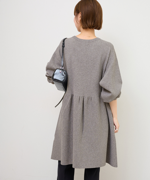 JOURNAL STANDARD relume(ジャーナルスタンダード レリューム)の「《WEB限定》ウォッシャブルペプラムチュニック(チュニック・レディース・チャコールグレー/ブラック・FREE)」の15枚目の写真