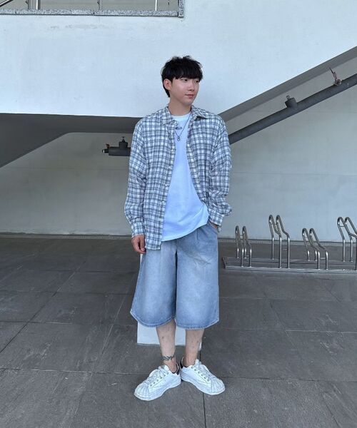 LEMAIN SECOND（リメインセカンド）の「バミューダワイドツータックデニムバンディングショーツ[ライトブルー]（その他パンツ・レディース・その他・MEDIUM/SMALL/LARGE）」の7枚目の写真