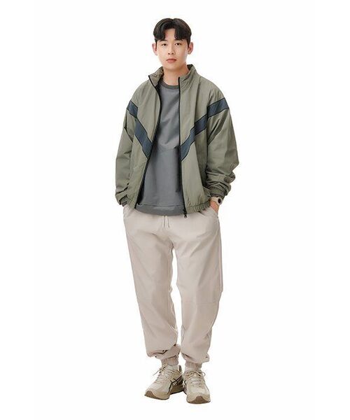 MUSINSA STANDARD（ムシンサスタンダード）の「ARMYIPFUトラックジャケット[グレー]（ナイロンジャケット・メンズ・その他・MEDIUM/LARGE/X-LARGE/XX-LARGE）」の18枚目の写真