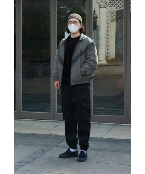 MUSINSA STANDARD（ムシンサスタンダード）の「ARMYIPFUトラックジャケット[グレー]（ナイロンジャケット・メンズ・その他・MEDIUM/LARGE/X-LARGE/XX-LARGE）」の19枚目の写真