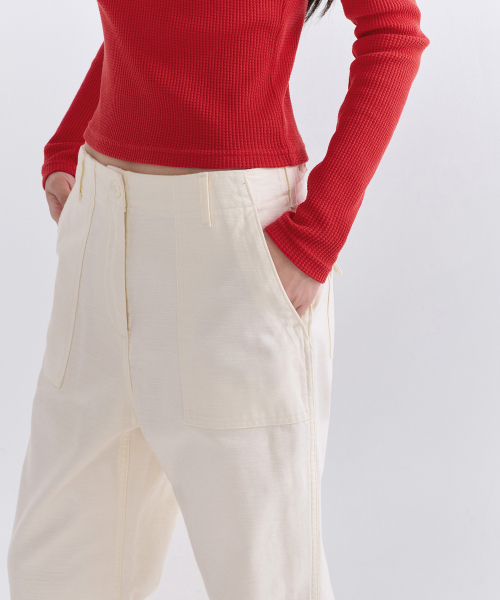 MUSINSA STANDARD WOMAN（ムシンサスタンダードウーマン）の「ウィメンズレプリカファティーグパンツ[クリーム]（その他パンツ・レディース・その他・30/24/25/26/27/28/29）」の4枚目の写真