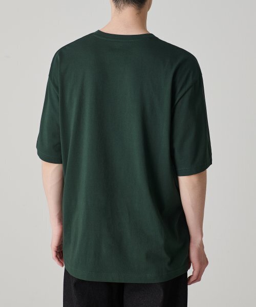 MUSINSA STANDARD（ムシンサスタンダード）の「[クールタンダード] リラックスフィットクルーネックTシャツ [ディープグリーン]（Tシャツ/カットソー・メンズ・その他・LARGE/X-LARGE/XX-LARGE/XXX-LARGE/SMALL/MEDIUM）」の2枚目の写真