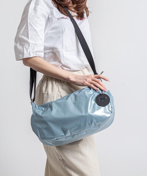 Jack Gomme（ジャックゴム）の「【JACK GOMME】メッセンジャー　ショルダーバッグ LIRIS（ショルダーバッグ・レディース・アイボリー/ブラック/シルバー/インディゴブルー/モカ/ワインレッド/オリーブ/ライトブルーグレー/カーキ/シャンパン/ブルー系その他/ネイビー・FREE）」の9枚目の写真