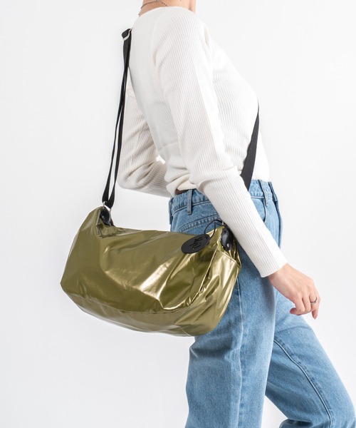 Jack Gomme（ジャックゴム）の「【JACK GOMME】メッセンジャー　ショルダーバッグ LIRIS（ショルダーバッグ・レディース・アイボリー/ブラック/シルバー/インディゴブルー/モカ/ワインレッド/オリーブ/ライトブルーグレー・FREE）」の6枚目の写真