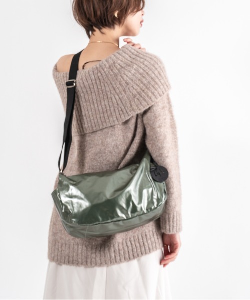 Jack Gomme（ジャックゴム）の「【JACK GOMME】メッセンジャー　ショルダーバッグ LIRIS（ショルダーバッグ・レディース・アイボリー/ブラック/シルバー/インディゴブルー/モカ/ワインレッド/オリーブ/ライトブルーグレー/カーキ/シャンパン/ブルー系その他/ネイビー・FREE）」の6枚目の写真