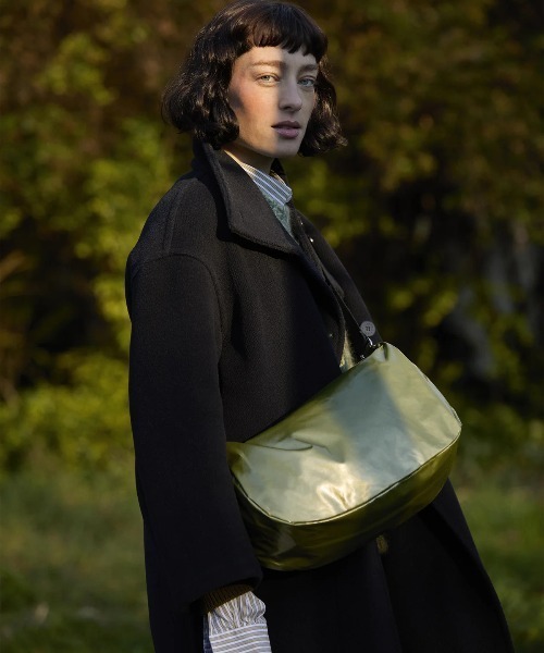 Jack Gomme（ジャックゴム）の「【JACK GOMME】メッセンジャー　ショルダーバッグ LIRIS（ショルダーバッグ・レディース・アイボリー/ブラック/シルバー/インディゴブルー/モカ/ワインレッド/オリーブ/ライトブルーグレー・FREE）」の10枚目の写真