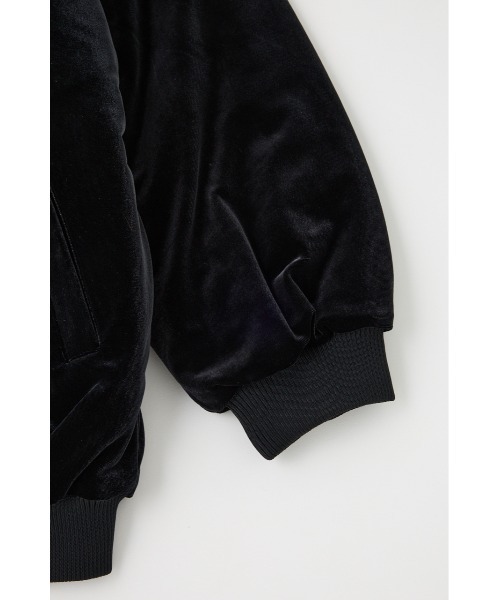 ARMANI EXCHANGE(アルマーニエクスチェンジ)の「ストレッチベルベット ブルゾンジャケット(ブルゾン・レディース・ブラック・SMALL)」の5枚目の写真