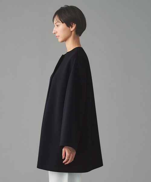 UNITED ARROWS(ユナイテッドアローズ)の「SPONGY Aライン ミドルコート(ノーカラーコート・レディース・ブラック/ネイビー・38/36)」の15枚目の写真