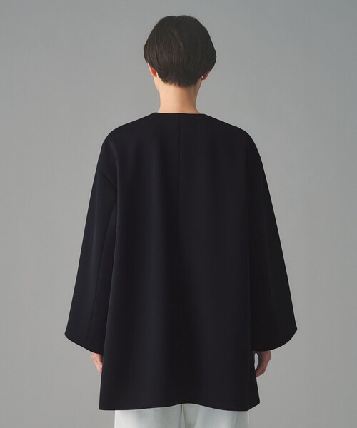 UNITED ARROWS(ユナイテッドアローズ)の「SPONGY Aライン ミドルコート(ノーカラーコート・レディース・ブラック/ネイビー・38/36)」の16枚目の写真