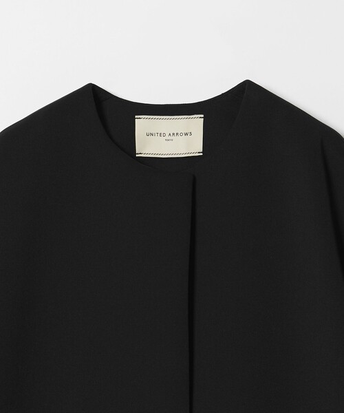 UNITED ARROWS(ユナイテッドアローズ)の「SPONGY Aライン ミドルコート(ノーカラーコート・レディース・ブラック/ネイビー・38/36)」の19枚目の写真