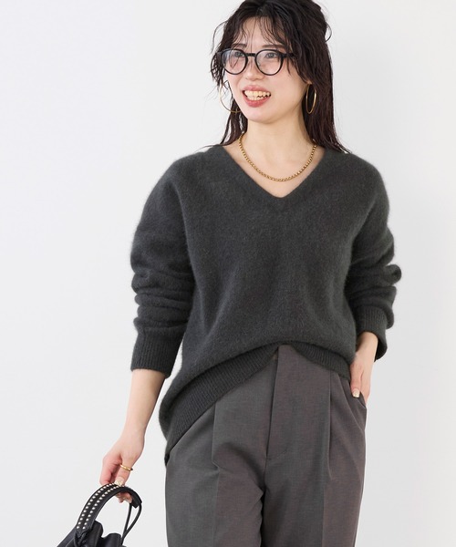 MICA&DEAL（マイカ＆ディール）の「ラクーンVネックニットプルオーバー（ニット/セーター・レディース・ライトグレー/ベージュ/チャコールグレー・FREE）」の12枚目の写真