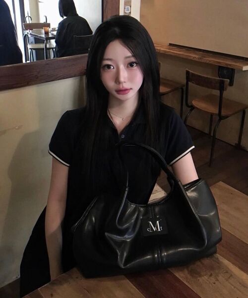 MUCENT(ムセント)の「エペ ミドル スティッチ レザー トートバッグ (男女共用)(トートバッグ・レディース・ブラック・FREE)」の18枚目の写真