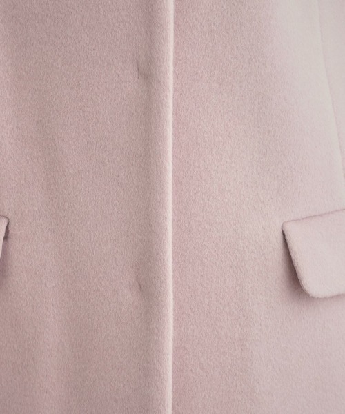 couture brooch（クチュールブローチ）の「【通勤/ビジューブローチ付き】ノーカラー ロングコート（ノーカラーコート・レディース・ライトベージュ/ピンク/ネイビー・36/38/40/42）」の15枚目の写真