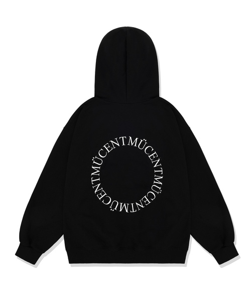 MUCENT(ムセント)の「円形バックロゴフードパーカー(3カラー)(パーカー・レディース・グレー/ブラック/アイボリー・LARGE/SHORT)」の3枚目の写真