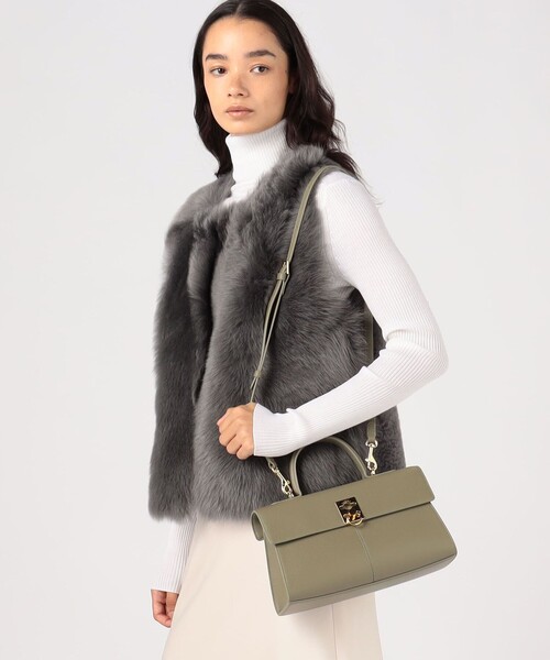 CAFUNE（カフネ）の「■CAFUNE  MEDIUM STANCE バッグ（ハンドバッグ・レディース・アッシュブラウン/セージグリーン/ブラック・FREE）」の4枚目の写真