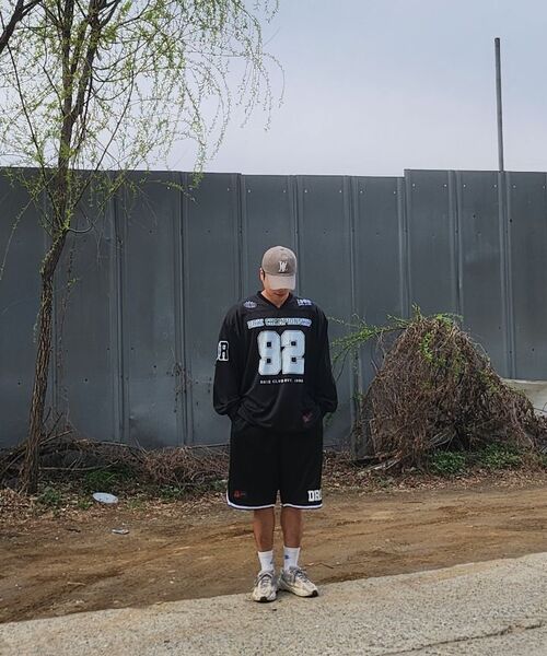 DRIX(ドリックス)の「ラグビーオーバーサイズジャージロングスリーブ_ブラック(Tシャツ/カットソー・メンズ・その他・LARGE/X-LARGE/MEDIUM/XX-LARGE)」の15枚目の写真