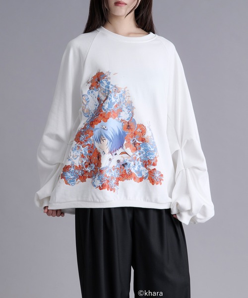 Ellno Loset（エルノロゼット）の「【EVANGELION（エヴァンゲリオン）コラボ】フェイスプリントスウェット（スウェット・メンズ・オフホワイト/ブラック・SMALL/MEDIUM/LARGE）」の3枚目の写真