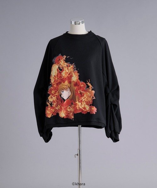 Ellno Loset（エルノロゼット）の「【EVANGELION（エヴァンゲリオン）コラボ】フェイスプリントスウェット（スウェット・メンズ・オフホワイト/ブラック・SMALL/MEDIUM/LARGE）」の8枚目の写真