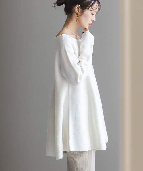 Noble（ノーブル）の「《追加》テントライン フレアニット（ニット/セーター・レディース・チャコールグレー/ブラウン/ホワイト・FREE）」の2枚目の写真