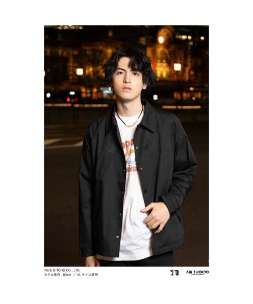 AIR TWOKYO(エアトゥーキョー)の「ゴジラ70周年記念『ゴジラ-1.0』コーチジャケット(ブルゾン・メンズ・ブラック・MEDIUM/X-LARGE/LARGE)」の2枚目の写真