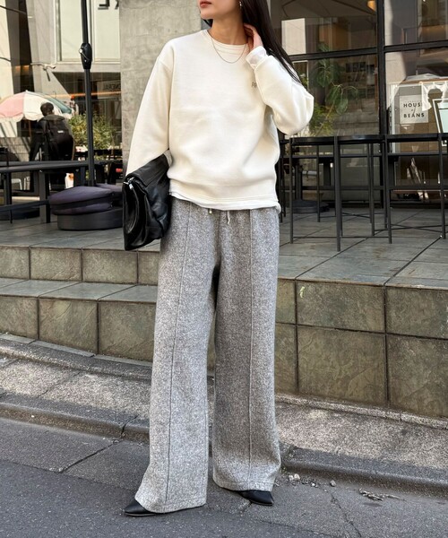 fredy emue（フレディエミュ）の「ブークレーウールイージーパンツ（その他パンツ・レディース・グレー/ブラック・36/38）」の6枚目の写真