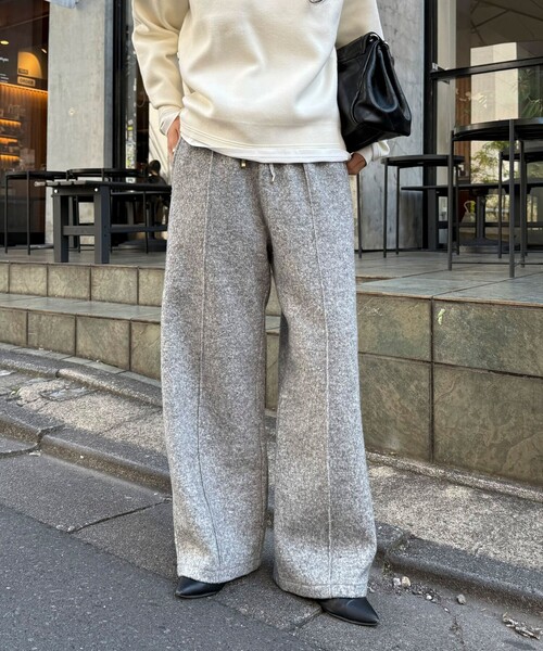 fredy emue（フレディエミュ）の「ブークレーウールイージーパンツ（その他パンツ・レディース・グレー/ブラック・36/38）」の7枚目の写真