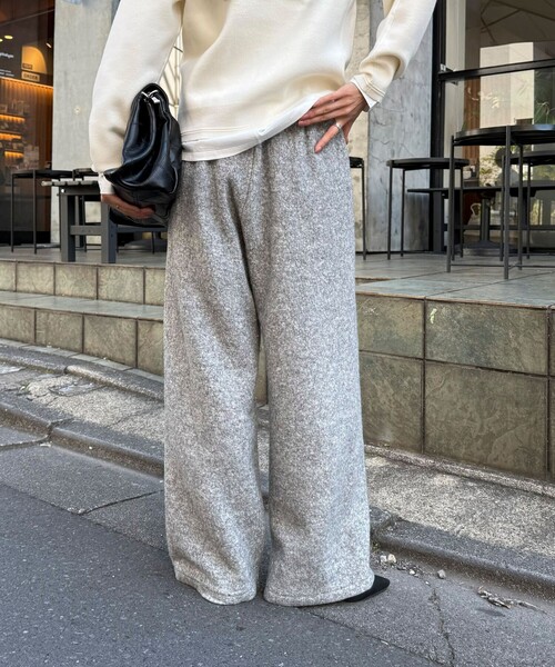 fredy emue（フレディエミュ）の「ブークレーウールイージーパンツ（その他パンツ・レディース・グレー/ブラック・36/38）」の9枚目の写真