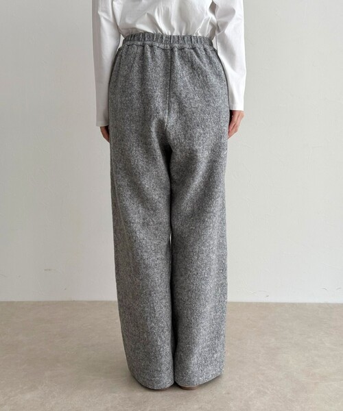 fredy emue（フレディエミュ）の「ブークレーウールイージーパンツ（その他パンツ・レディース・グレー/ブラック・36/38）」の13枚目の写真