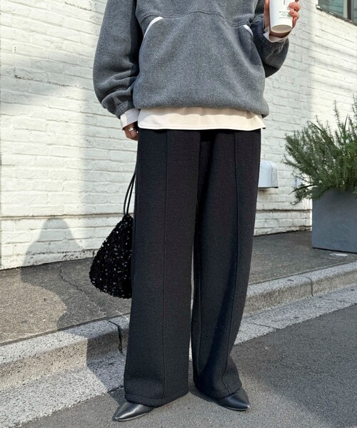 fredy emue（フレディエミュ）の「ブークレーウールイージーパンツ（その他パンツ・レディース・グレー/ブラック・36/38）」の20枚目の写真