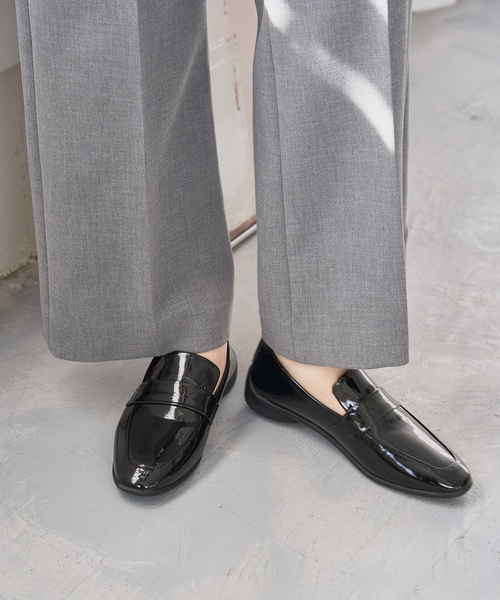 LE TALON(ルタロン)の「《追加》レインモールドローファー(ローファー・レディース・ブラックミックス・24.5cm/24cm/23.5cm/23cm/25cm/22.5cm/22cm)」の1枚目の写真