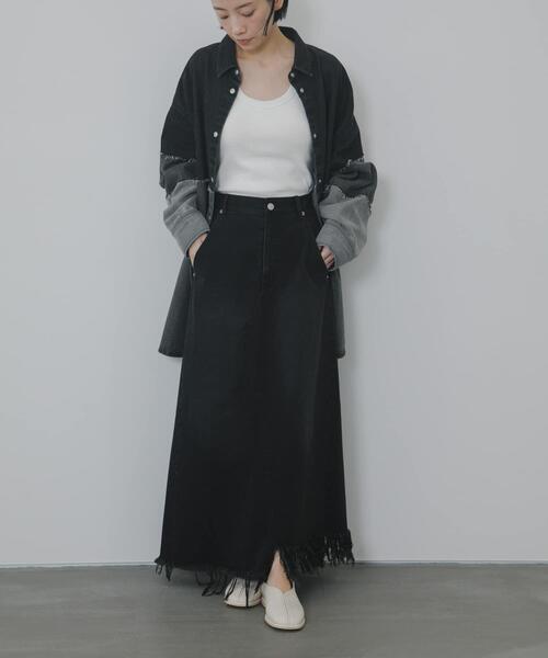 KBF（ケイビーエフ）の「アシメフリンジデニムスカート（スカート・レディース・ブラック/ライトブルー・ONE）」の18枚目の写真