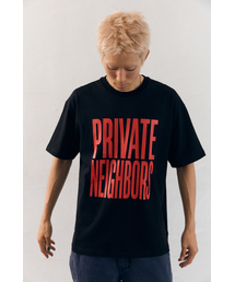 ボールドフォントTシャツ-ブラック&レッド
