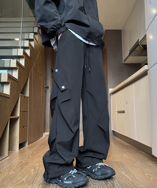 Ressaca(レサーカ)の「ルーズシルエットイージーカーゴパンツ(カーゴパンツ・メンズ・ブラック/チャコール/オフホワイト・M/XL/L)」の7枚目の写真