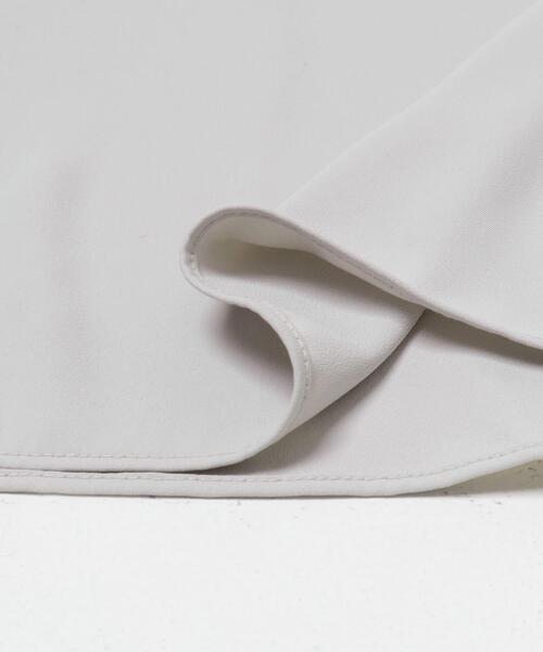 URBAN RESEARCH DOORS(アーバンリサーチドアーズ)の「リボンポイントタックブラウス(シャツ/ブラウス・レディース・ライトグレー/オフホワイト・FREE)」の4枚目の写真