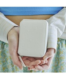 FUN FROM FUN（ファンフロムファン）の「Signature Wallet_ White（札入れ/マネークリップ）」